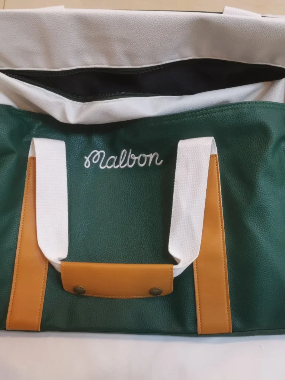 Malbon Lightweight and Durable Golf Travel Bag Waterproof Stylish